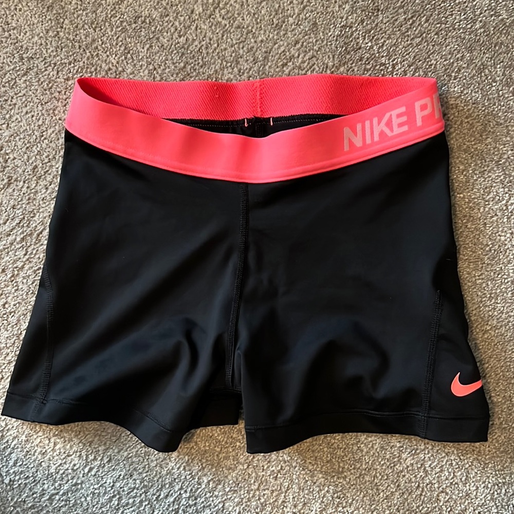 Nike pro short